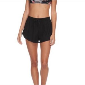 Eidon Black Shorts
